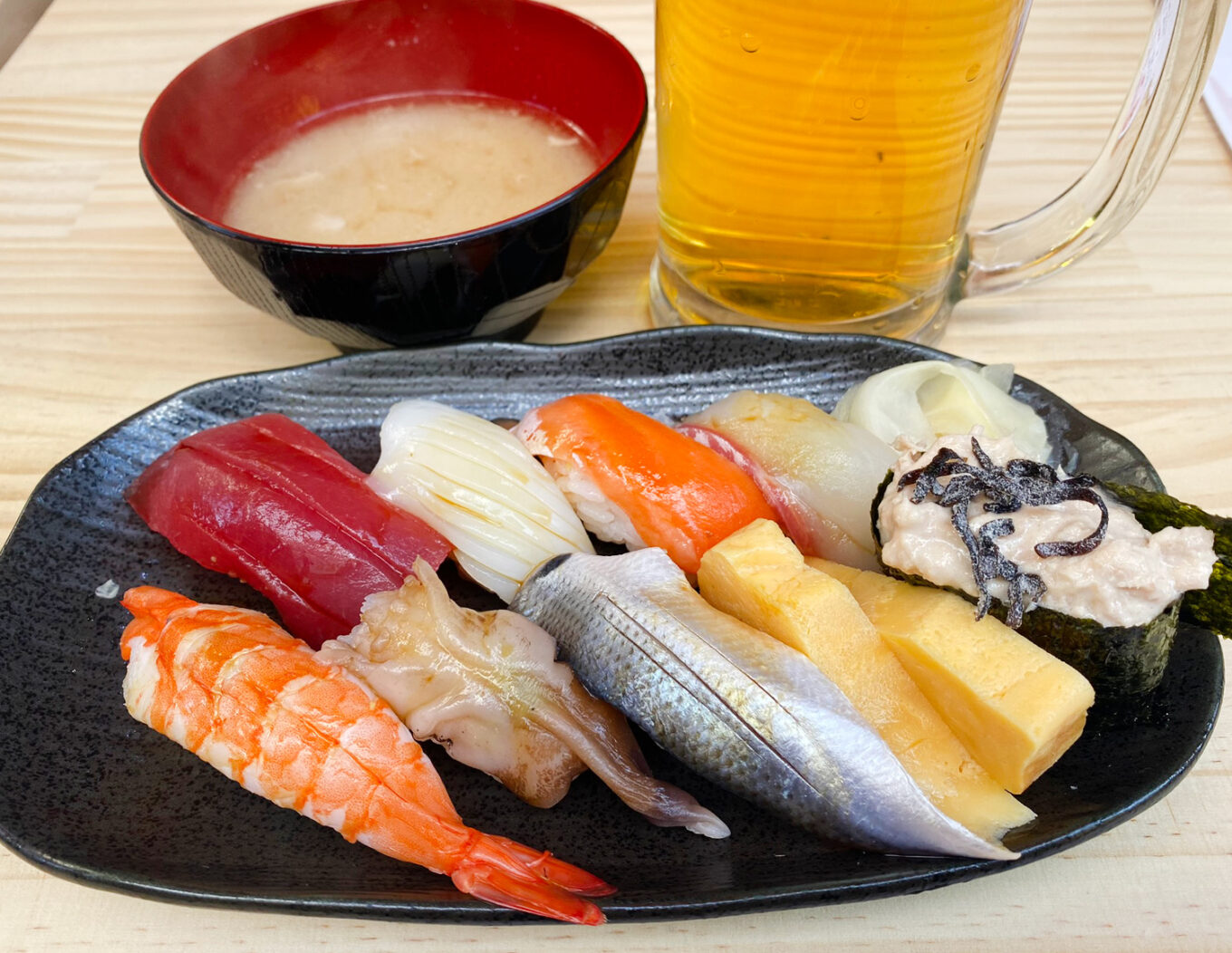 上野 御徒町 アメ横二郎 アメ横で昼飲みもできる気軽で美味しい立ち食い寿司 せんべろnet