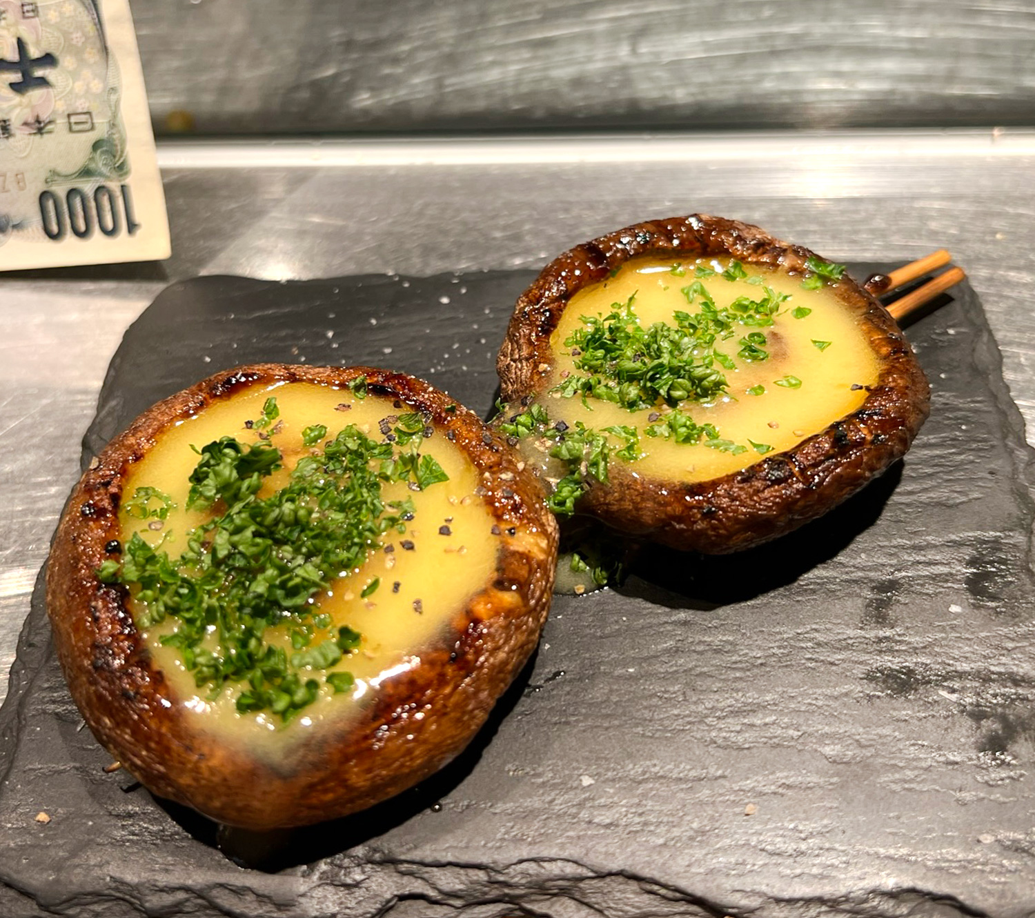 福岡 大名 岩瀬串店 鶏団子1本50円 安い 美味しい 楽しい人気の立ち飲み居酒屋 せんべろnet